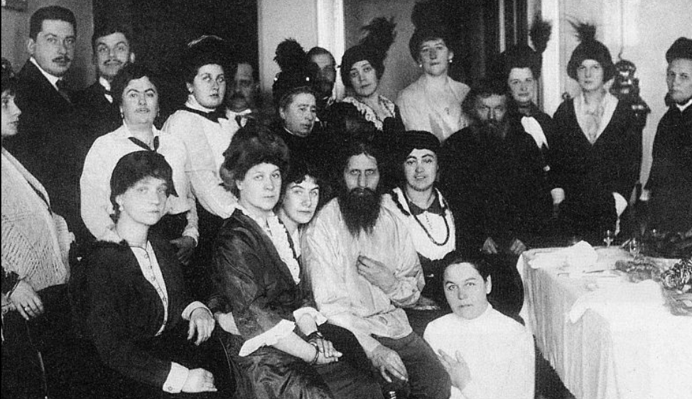 Kisah Kematian Grigori Rasputin: Mengungkap Fakta, Mitos, dan Konspirasi Kekaisaran Rusia